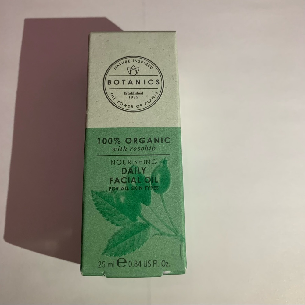 Botanics face oil